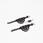 Черные кожаные наручники с клепками, кольцами и золотистой фурнитурой - Crazy Handmade - купить с доставкой в Долгопрудном