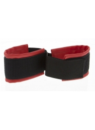 Полиуретановые манжеты для фиксации рук вместе Bound Together Wrist Restraints - Blush Novelties - купить с доставкой в Долгопрудном