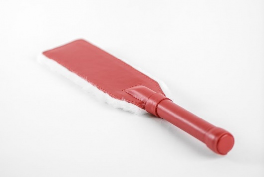 Красно-белая двустороння шлепалка из натуральной кожи и меха - 35 см. - БДСМ Арсенал - купить с доставкой в Долгопрудном