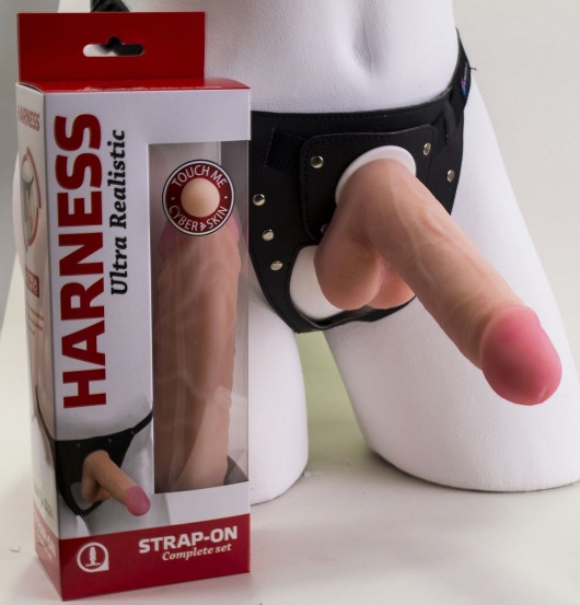 Страпон в подарочной упаковке: трусики с плугом и фаллоимитатор-насадка - 16 см. - LOVETOY (А-Полимер) - купить с доставкой в Долгопрудном